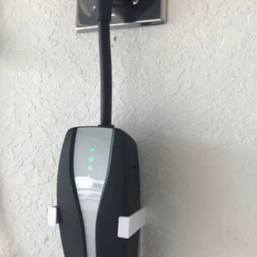 Suport perete statie incarcare Tesla