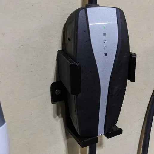 Suport perete statie incarcare Tesla