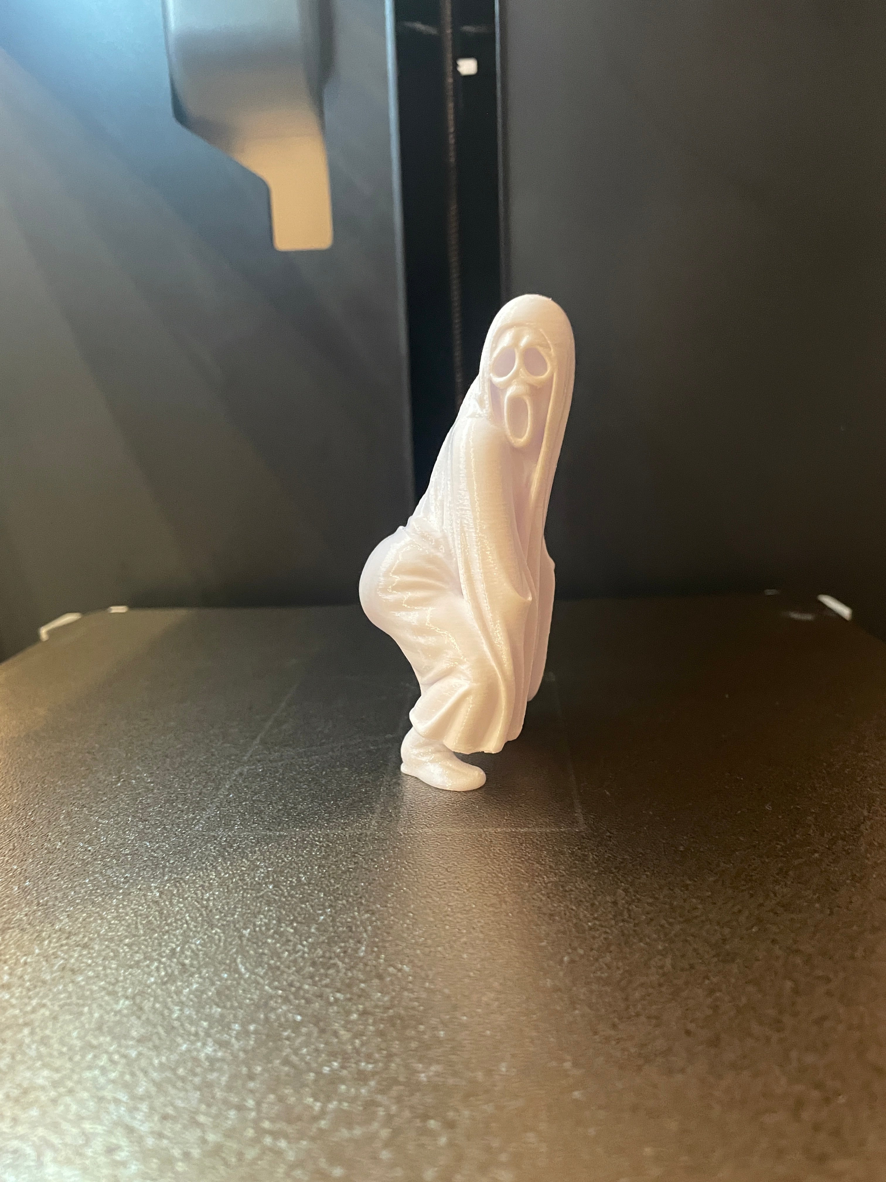 Figurină Fantomă Amuzantă – decor de Halloween 3D printat
