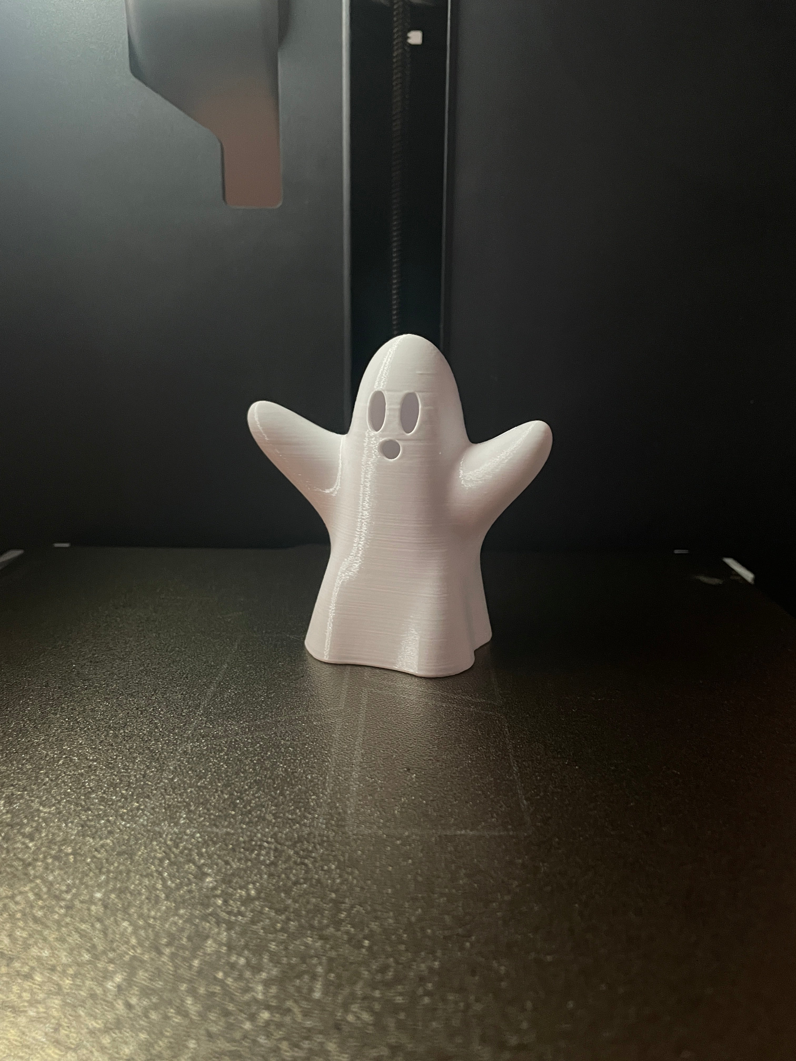Fantomă luminoasă 3D – decor de Halloween printat 3D 👻