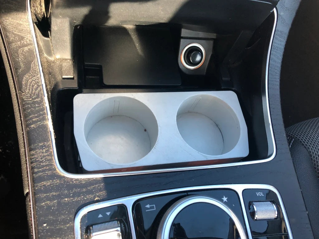 Mercedes C200d (2016) - suport de pahare